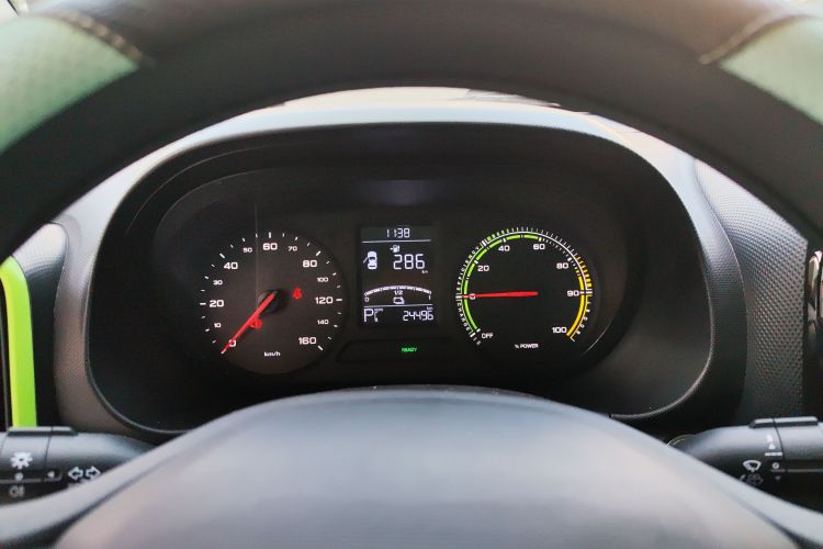 荣威 科莱威CLEVER 2021款 302km新四座超能版局部细节14