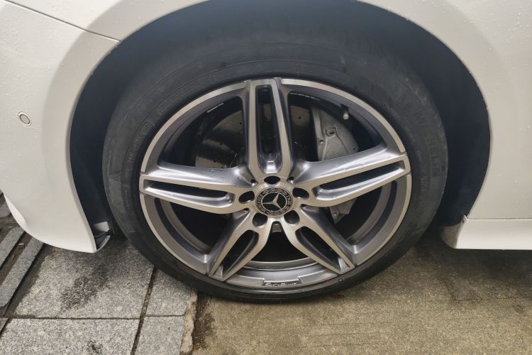 奔驰E级(进口) 2017款 E 200 4MATIC 轿跑车车身外观6002