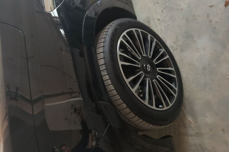 鸿蒙智行 问界M7 2024款 1.5T 智驾后驱Ultra版 5座车身外观6007