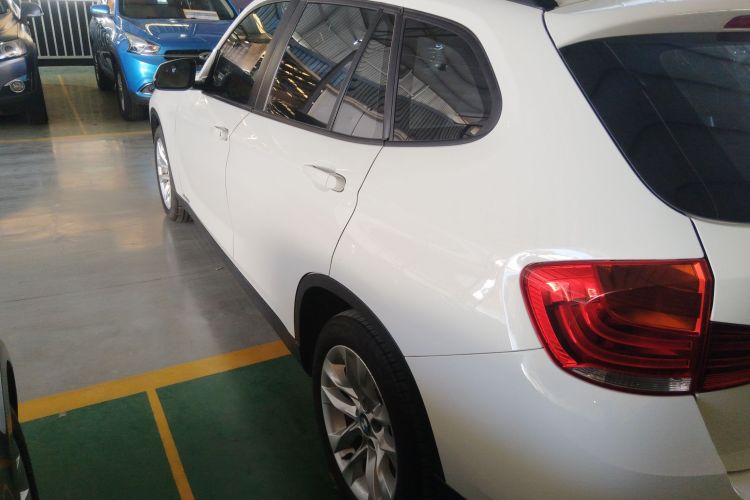 宝马X1 2015款 sDrive18i 时尚晋级版车身外观6003