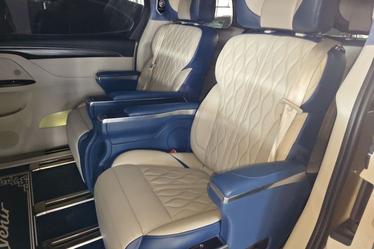 别克GL8 2021款 ES陆尊 653T 舒适型中控内饰7004