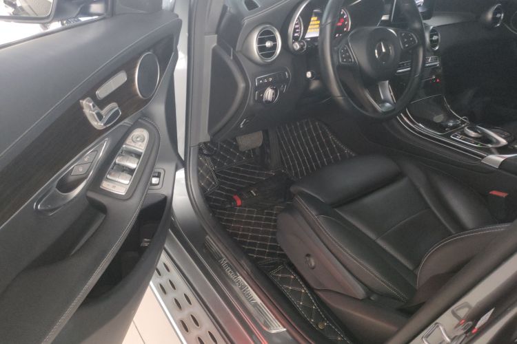 奔驰GLC 2017款 GLC 260 4MATIC 豪华型中控内饰7003