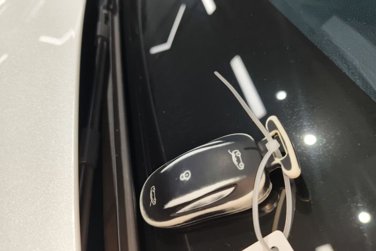 特斯拉 Model X 2019款 长续航版中控内饰11