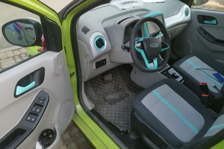 江铃集团新能源 易至EV2 2024款 201km 舒适型中控内饰20