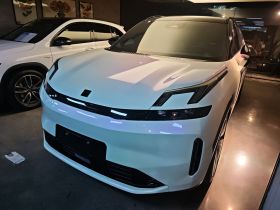 领克08 EM-P 2023款 220km 时间限量版