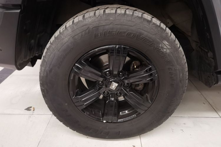 坦克300 2023款 城市版 2.0T 很有型车身外观6007