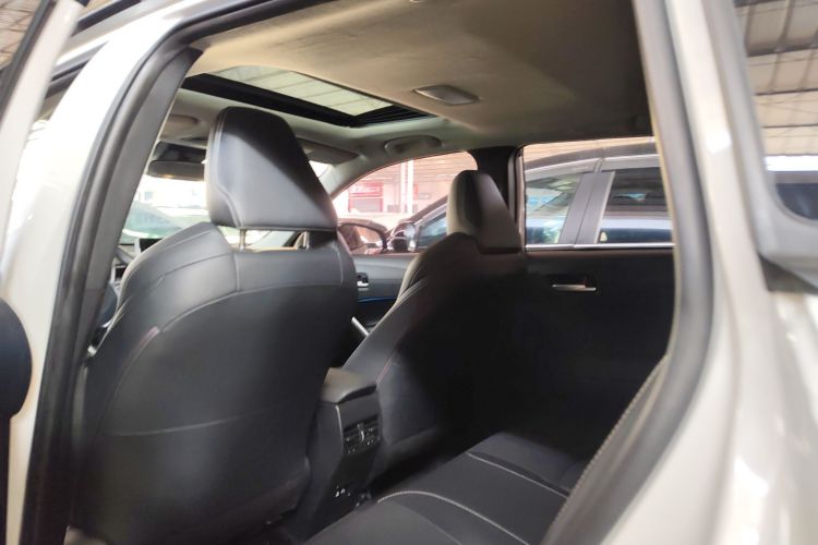 丰田 锋兰达 2022款 2.0L CVT豪华PLUS版局部细节22