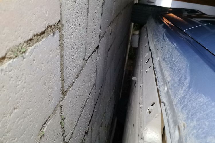 鸿蒙智行 问界M5 2022款 纯电四驱性能版局部细节9003