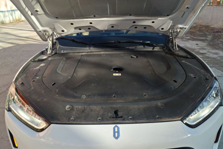 鸿蒙智行 问界M5 2022款 增程后驱标准版局部细节24