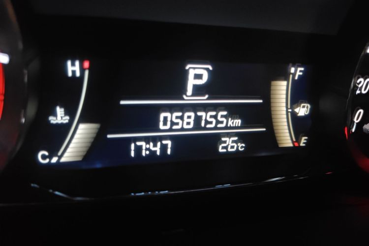 本田UR-V 2020款 370TURBO 两驱尊雅版中控内饰15