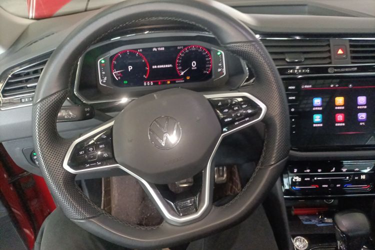 大众 途观X 2021款 330TSI 两驱尊崇旗舰版中控内饰13