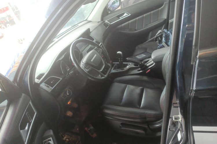 猎豹汽车 猎豹CS10 2017款 2.0T 手动卓越型局部细节19