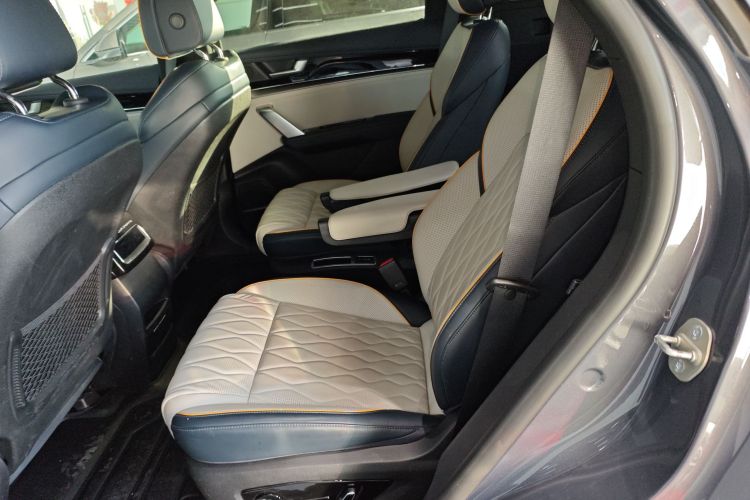 比亚迪 唐新能源 2022款 DM-p 215KM 四驱旗舰型中控内饰21