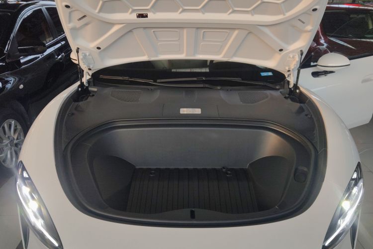 小米汽车 小米SU7 2024款 四驱超长续航高阶智驾Max版机舱底盘24