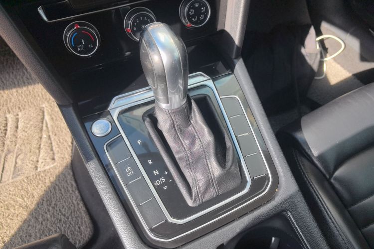 大众 迈腾 2018款 280TSI DSG 领先型中控内饰18