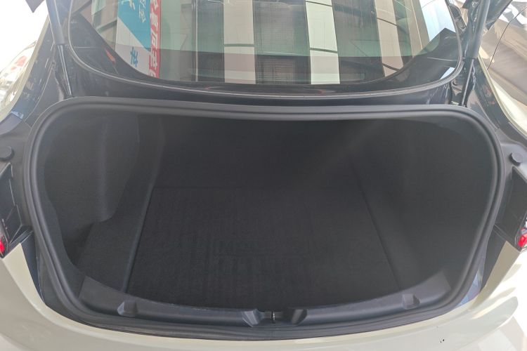 特斯拉 Model 3 2020款 标准续航后驱升级版机舱底盘23