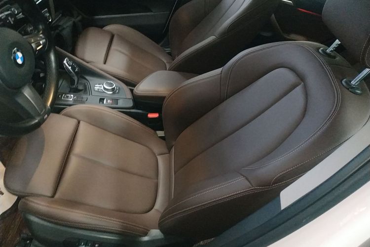 宝马X1 2022款 sDrive25Li 领先型局部细节19