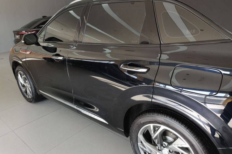 红旗HS3 PHEV 2024款 PHEV 115km 劲为版车身外观6003