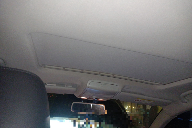 大众 帕萨特 2014款 1.8TSI DSG尊荣版中控内饰22