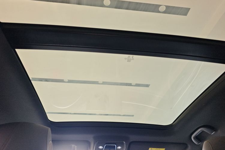 比亚迪 宋PLUS新能源 2025款 EV 智驾版 520km 尊贵型中控内饰22