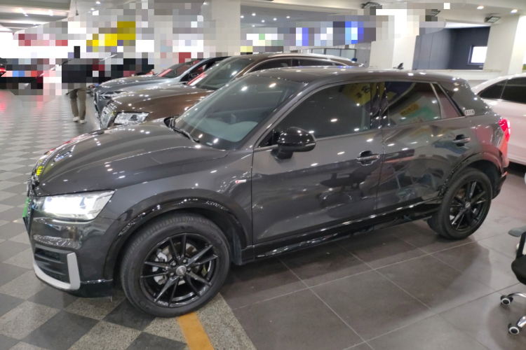 奥迪Q2L 2021款 35 TFSI 进取动感型车身外观6003