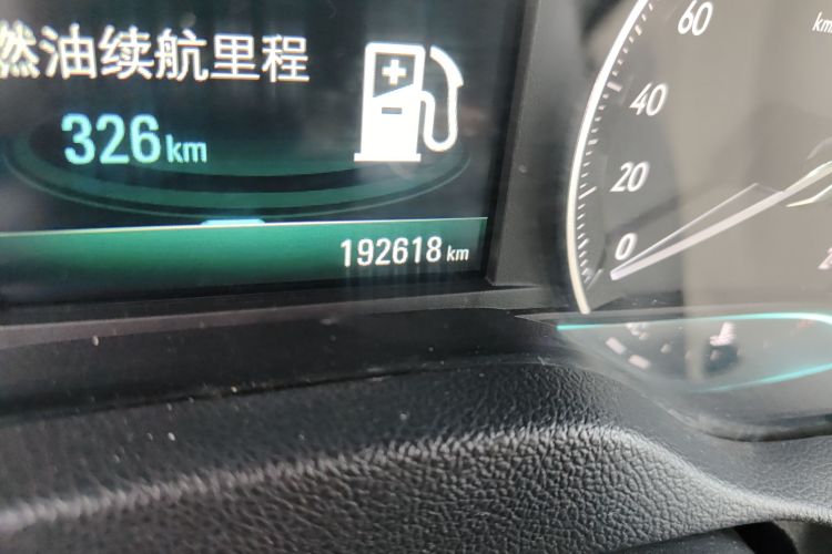 别克 英朗 2015款 15N 手动精英型中控内饰15