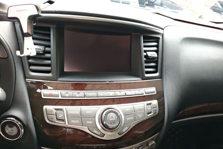 英菲尼迪QX60(进口) 2018款 2.5 S/C Hybrid 两驱卓越版 国VI中控内饰16