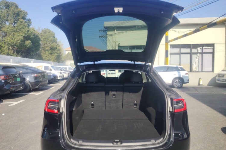 特斯拉 Model Y 2022款 改款 后轮驱动版机舱底盘23