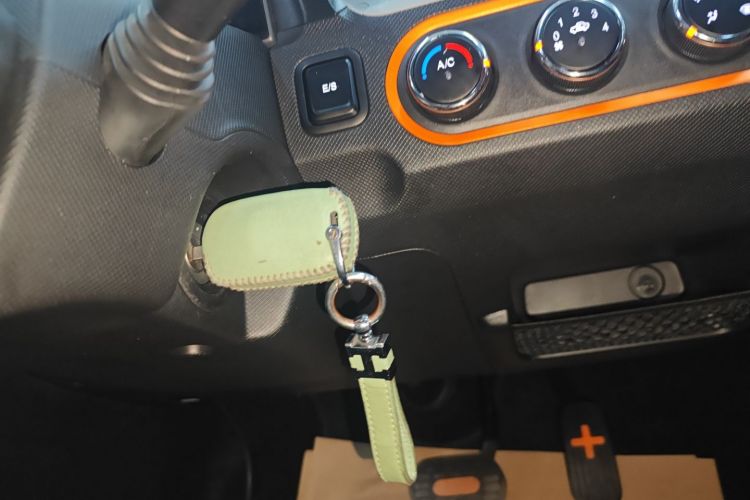 五菱汽车 宏光MINIEV 2020款 自在款 磷酸铁锂中控内饰7001