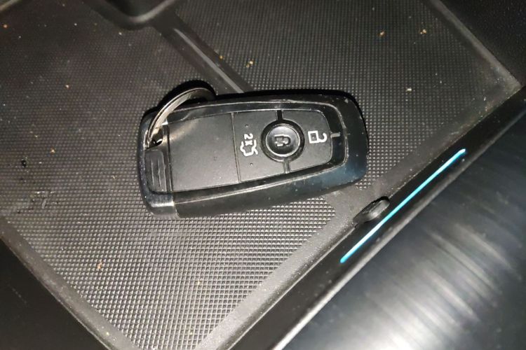 福特 福克斯 2020款 三厢 EcoBoost 180 自动ST Line中控内饰11