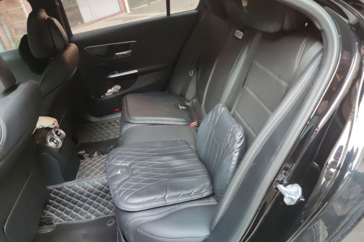 奔驰C级 2023款 改款 C 260 L中控内饰21