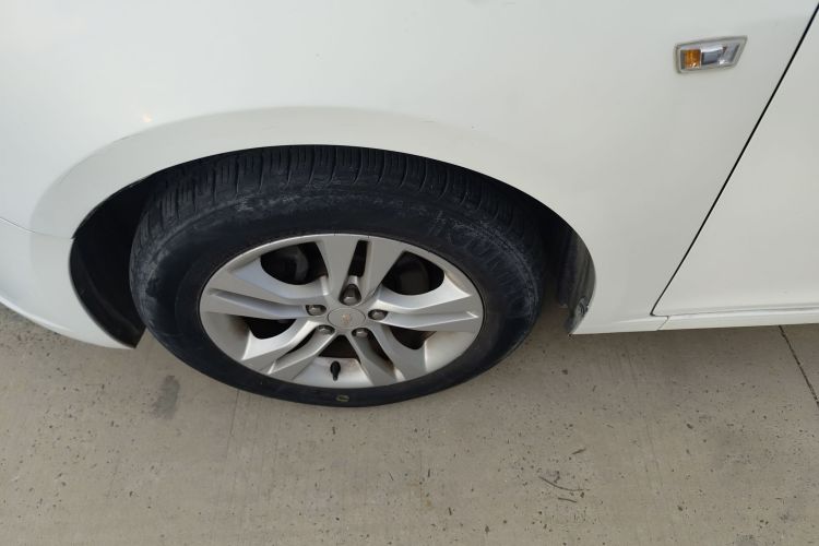 雪佛兰 科鲁兹 2015款 1.5L 经典 SE AT车身外观6007