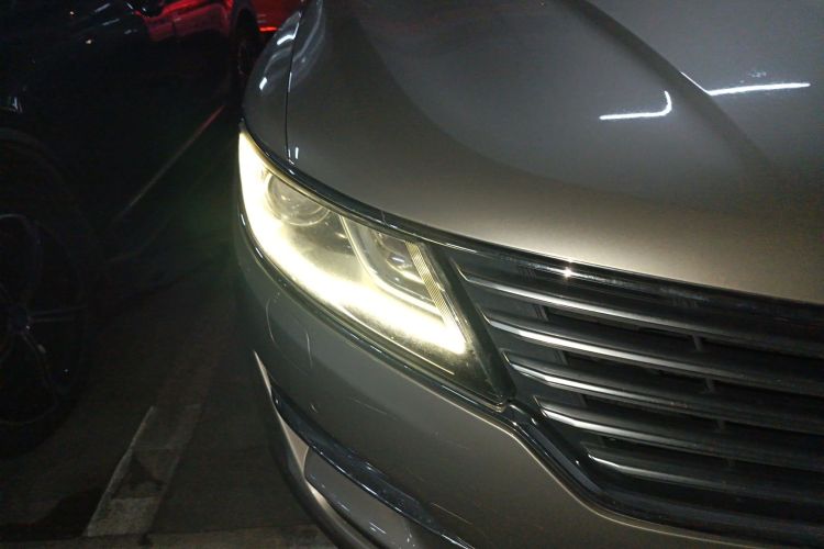 林肯MKC 2014款 2.0T 四驱尊耀版车身外观6006