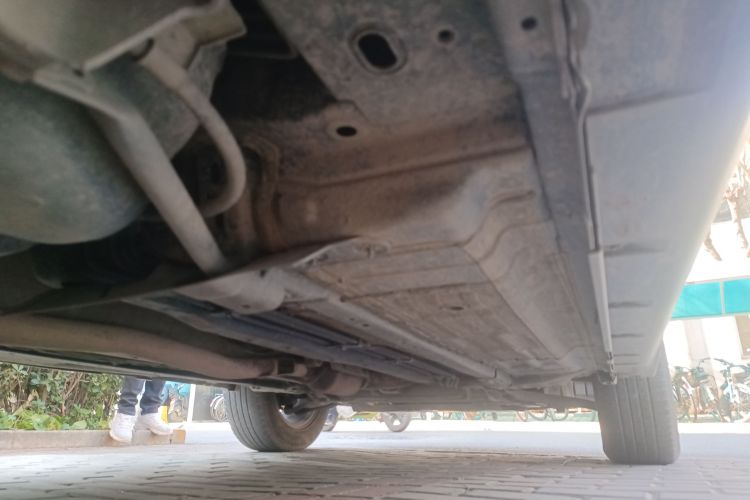 日产 奇骏 2015款 2.0L CVT舒适MAX版 2WD局部细节9002