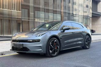 极氪001 2022款 长续航双电机 WE版