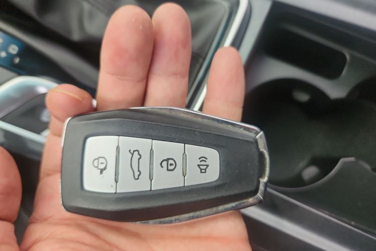 吉利汽车 帝豪 2019款 领军版 1.5L CVT豪华型 国VI中控内饰11