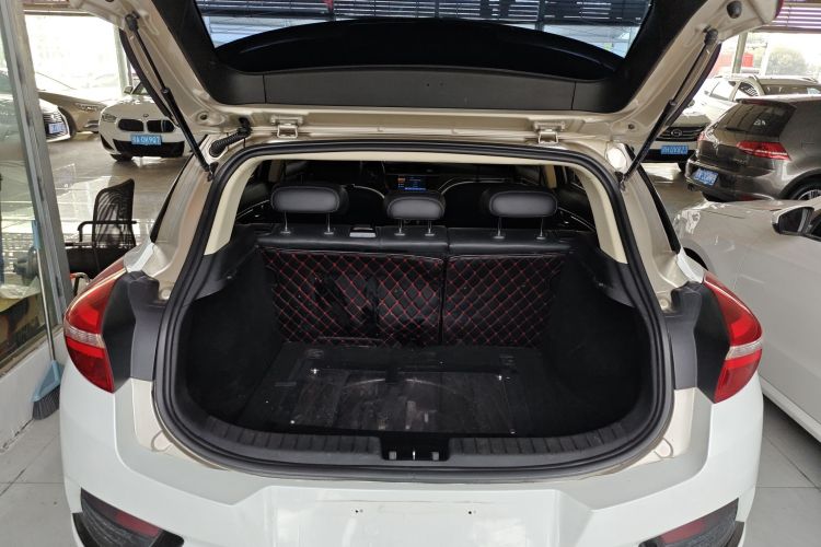 吉利汽车 帝豪GS 2016款 优雅版 1.3T 自动臻尚型局部细节23