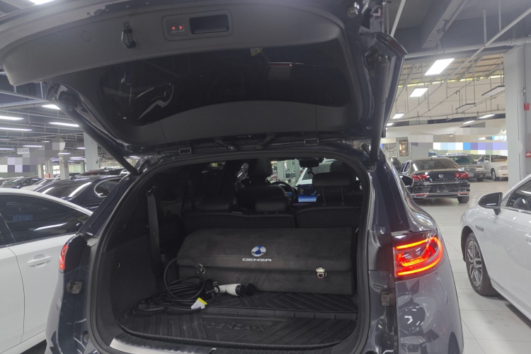 腾势X 2020款 PHEV经典版局部细节23