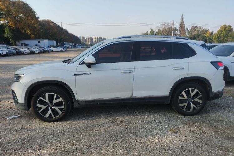 大众 探岳 2023款 300TSI 两驱豪华Plus进阶版车身外观4