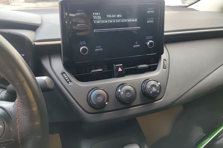 丰田 卡罗拉 2019款 1.2T S-CVT GL先锋版中控内饰16