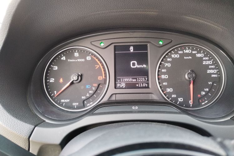 奥迪A3 2019款 Sportback 35 TFSI 时尚型 国V中控内饰14