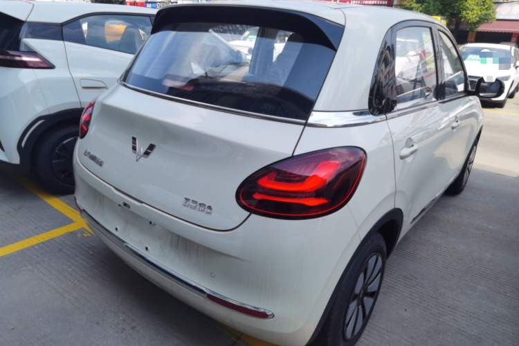 五菱汽车 五菱缤果 2025款 333km 灵犀互联款车身外观7