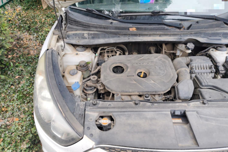 北京现代ix35 2012款 2.0L 自动两驱精英版GLS局部细节9006