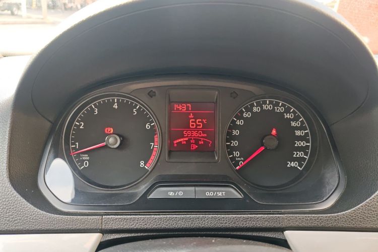 大众 捷达 2015款 质惠版 1.4L 手动舒适型中控内饰14