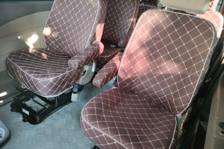 福田 风景G5 2020款 2.0L长轴平顶9座多用途乘用车1TZS中控内饰7004