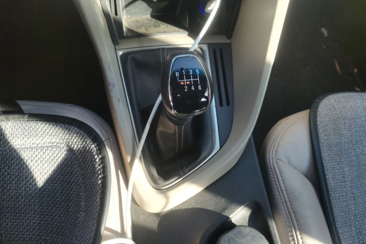 别克 英朗 2018款 15T 手动进取型 国V中控内饰18