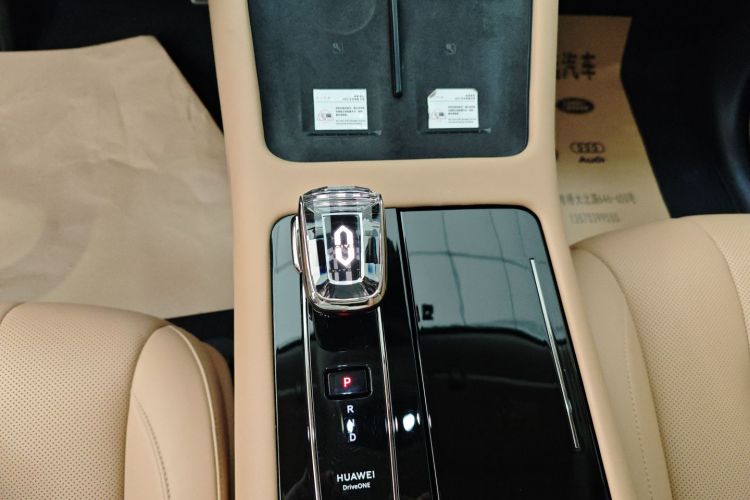 鸿蒙智行 问界M7 2022款 1.5T 四驱豪华版局部细节18