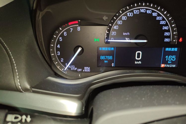 凯迪拉克ATS-L 2017款 28T 时尚型中控内饰15