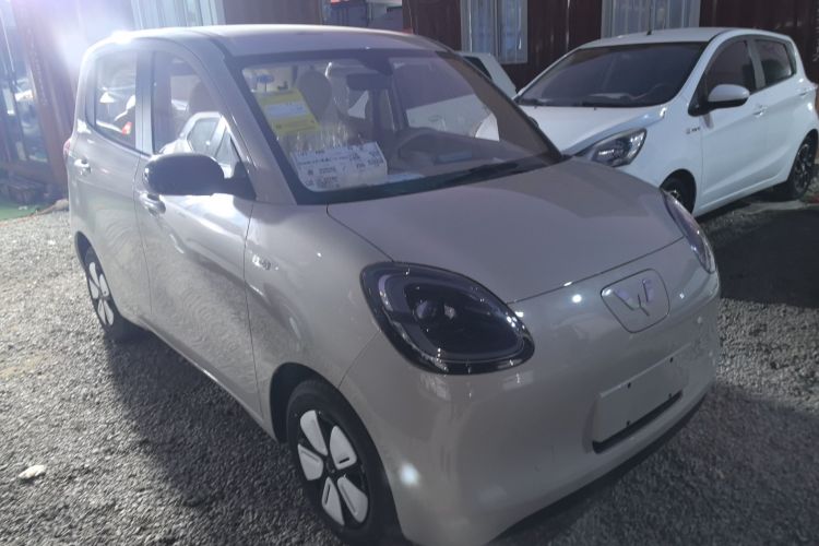 五菱汽车 宏光MINIEV 2025款 四门版 进阶款车身外观3