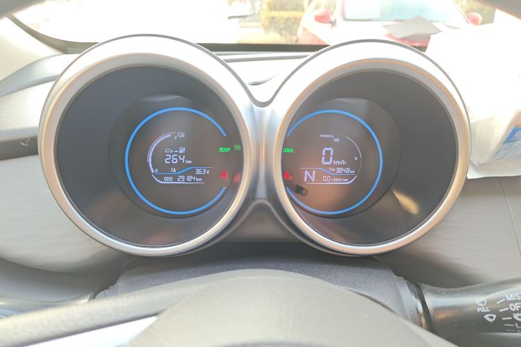 欧拉黑猫 2021款 301km 萌宠版中控内饰14